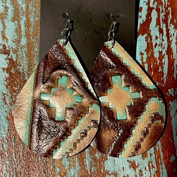 Brown & Turquoise Tooled Leather Western Earrings - Picture 1 of 1